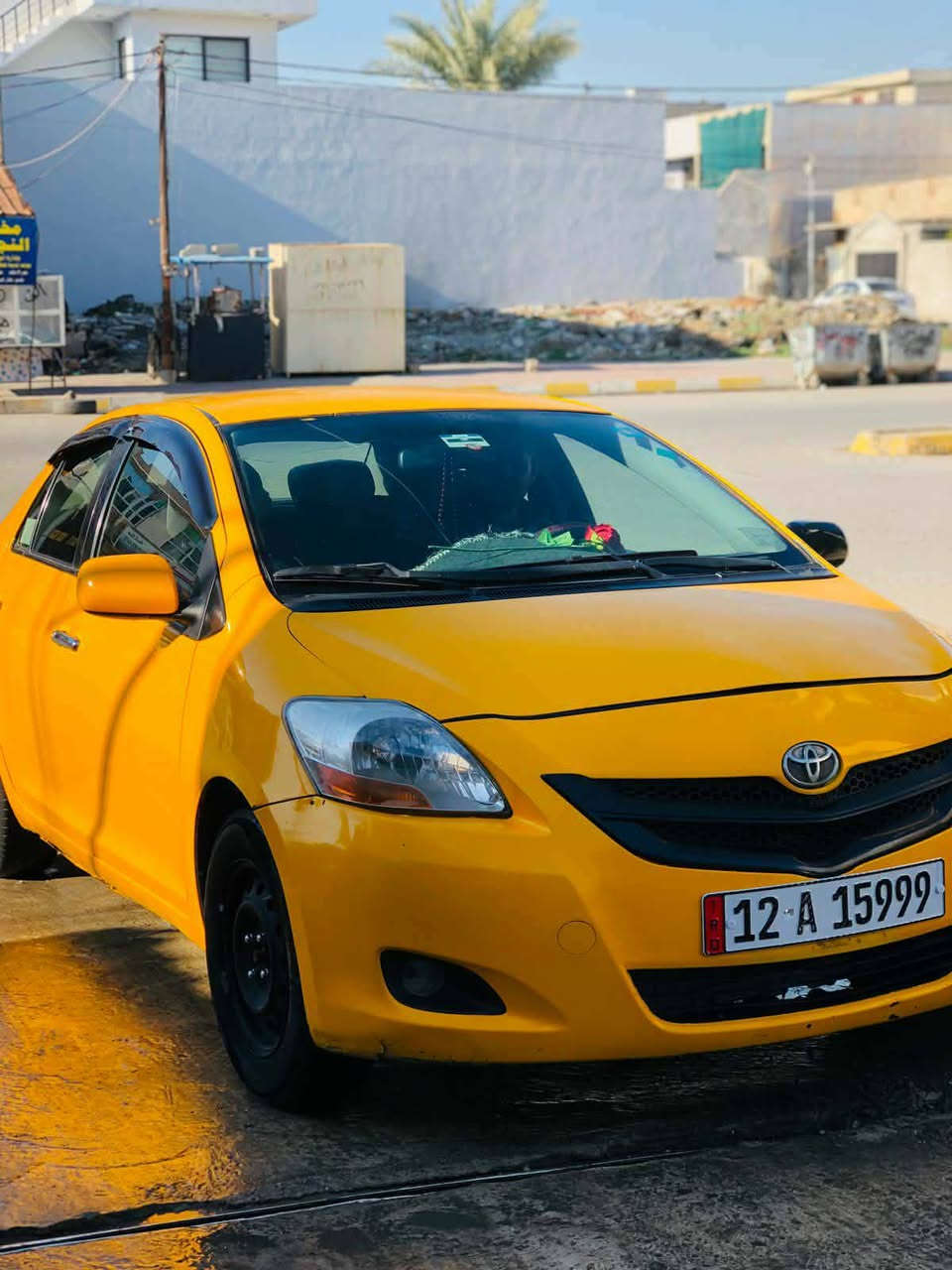 السلام عليكم يارس موديل 2009 وارد كندي سنويه ل 31 هزه جديده دفتر بانزين تايرات جدد 
قفل مركزي محرك وكير بل شرط سياره بلاد بيه طخه خفيفه بل جنطه تبريد ثلج🥶 تدفئه اخي السياره فول مفوله السعر 83 بيه مجال شراي خابرني ودلل *********** كركوك, العراق
