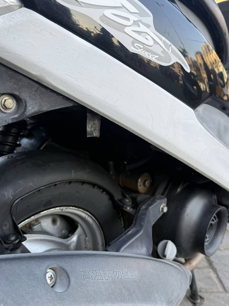 السلام عليكم ماكس منغوليه مال رمبه دراجه اي نفص مابيهه مكينه بلاد شلعه معدل فول العنوان 
مدينه الصدر
***********
السعر 650 بيهه مجال
