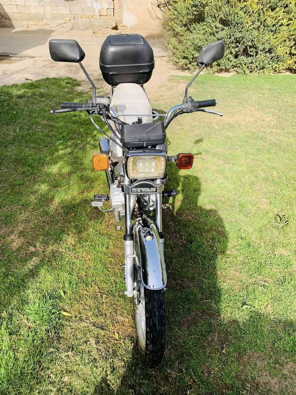 السلام عليكم سيفان ٢٠٢٠ للبيع دراجة مكفولة من كلشي محرك  سبانة ما ممدودة عليه وخير من الله لا تنقيص ولا تبخير   …. نقوصاتها باتري وصفاحية فقط

اوراق اصولية كاملة
السعر ٥٠٠ وبيه مجال قليل
مكاني بغداد شاطئ التاجي قرب جزيرة بغداد 
للاستفسار ***********
متواجد واتساب ماسنجر وعلى الخط
