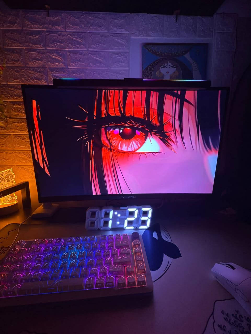 شاشة من شركة game on 
الحجم 27 كيرف ( منحنية )
الدقة 2k 1440x2560 
معدل الاستجابة 0.5ml
الفريمات 185 
تشتغل على اجهزة الكونسل بدقة 2k 1440x2560 و 120 فريم وعلى اجهزة الpc نفس الدقة ولكن 185 فريم
بيها اربع مداخل2 ( HDMI ) و2 ( Display port )
وبيها اضاءة RGB من الخلف
للاستفسار وتساب 
رقم
0777 805 4880
