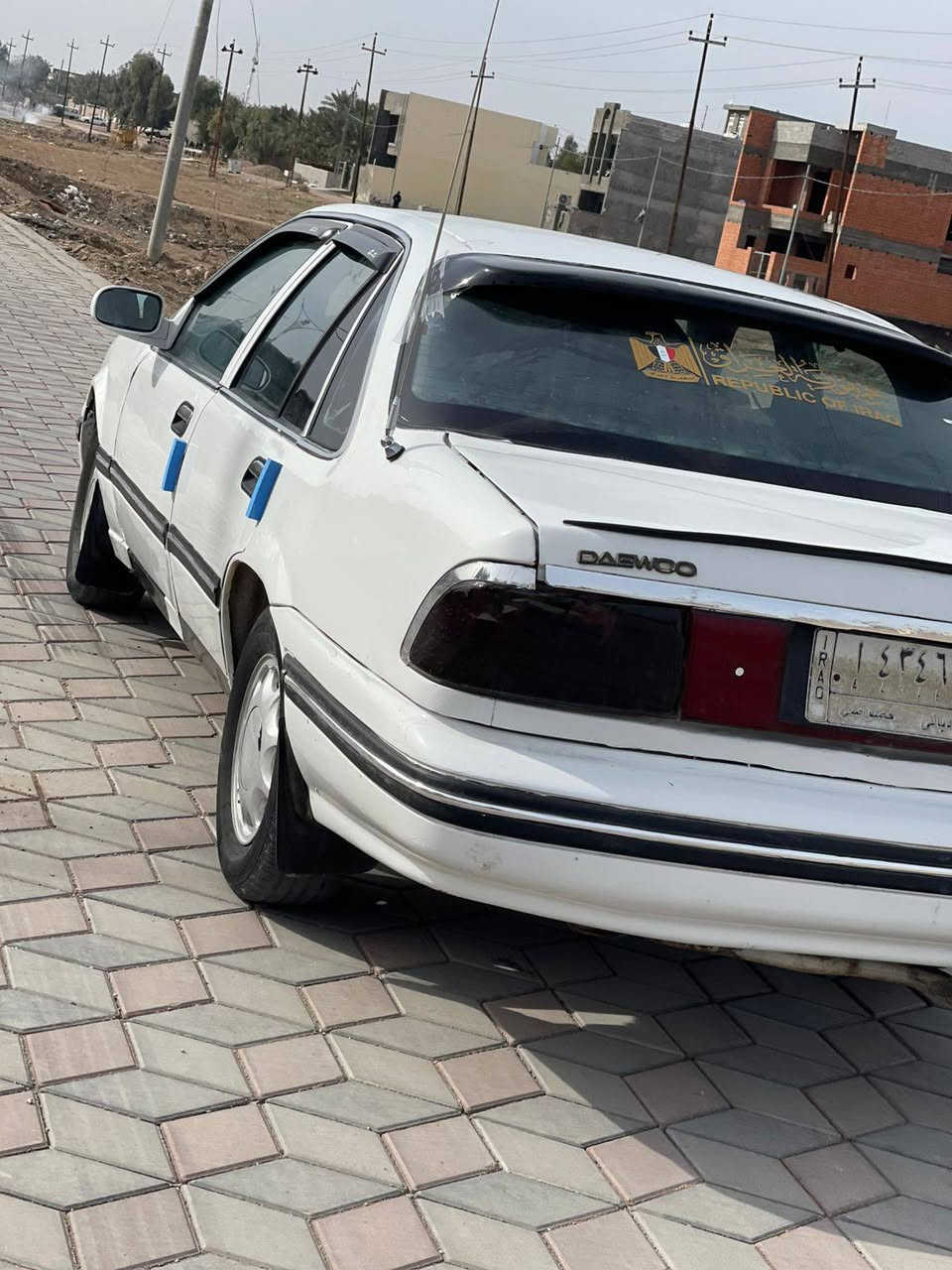 السلام عليكم
للبيع برنس عادي 
موديل 1994سنويه مجدده 2028 
محرك وكير جديد 
صدر امامي خلفي جديد 
كهربائيات كلها شغاله 
السياره مصبوغه جماليه 
تخم تاير جديد 
السعر 25وبيها مجال قليل مكاني ديالى بلدروز ❤️ رقمي *********** 
السياره عوزها بطاين فقط
