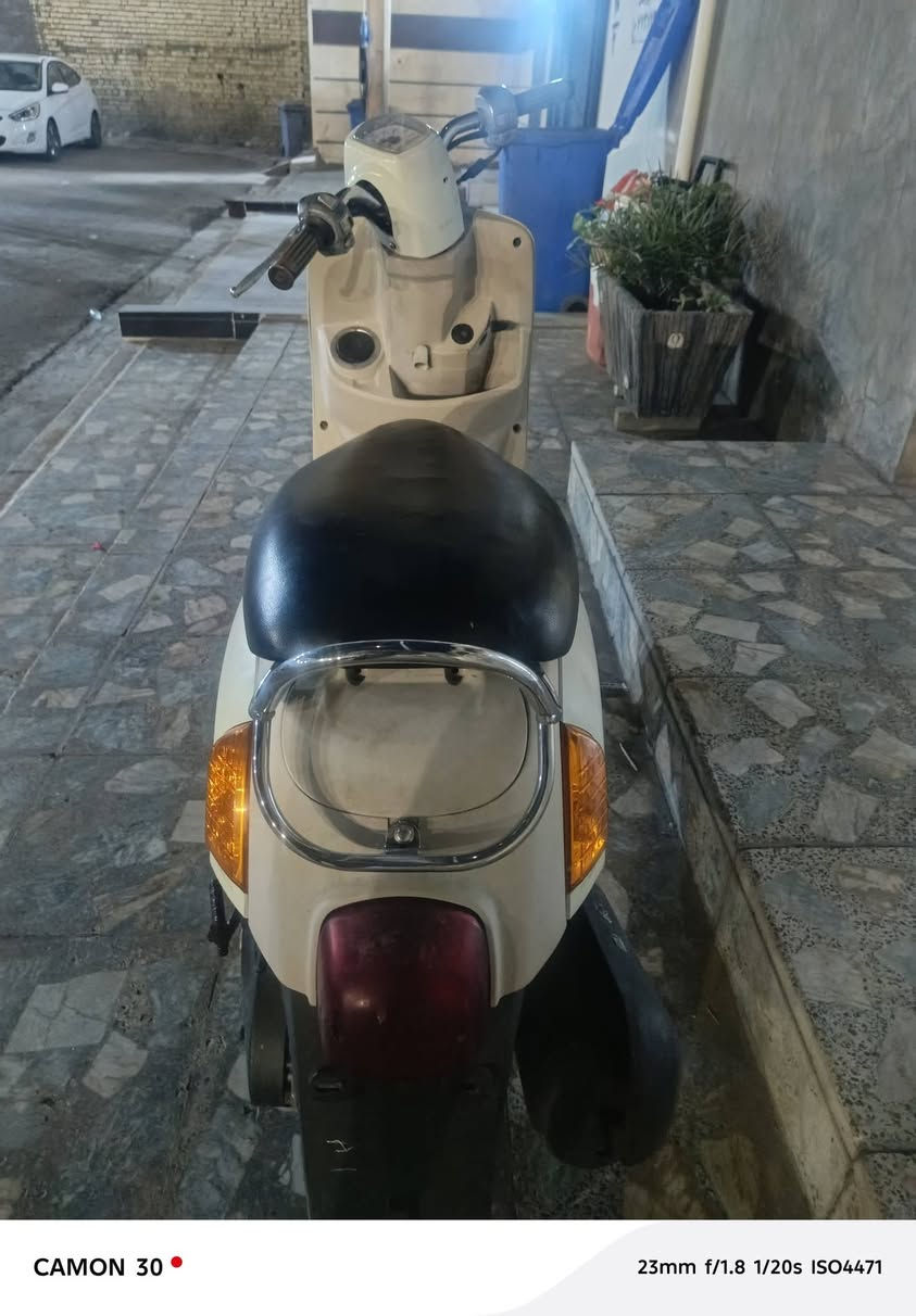 السلام عليكم دراجه بؤليس داخل كريمي كابريتر كلهة بلاد السعر ٨٥٠ الف ***********
