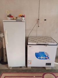 مجمد وثلاجه للبيع السعر 300 الف وبيهن مجال الشراي 07502366390