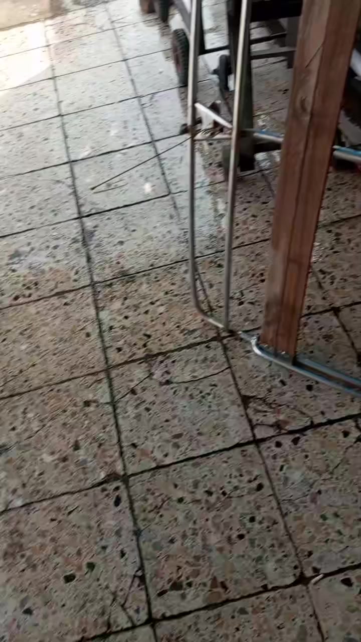 السلام عليكم سيبايه حيدر سحاره لبيع النترا فيرنه تتكبر تصغر السعر 125مكان بغداد الجديدة رقم ***********
