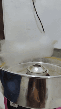 السلام عليكم
مكينة (شعر بنات ) للبيع شرط الشغل السعر 150 وبيها مجال 
*********** مكان المسحگ
