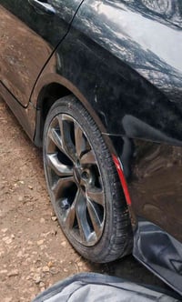 ويل 17 • زوج تايرات • زينات