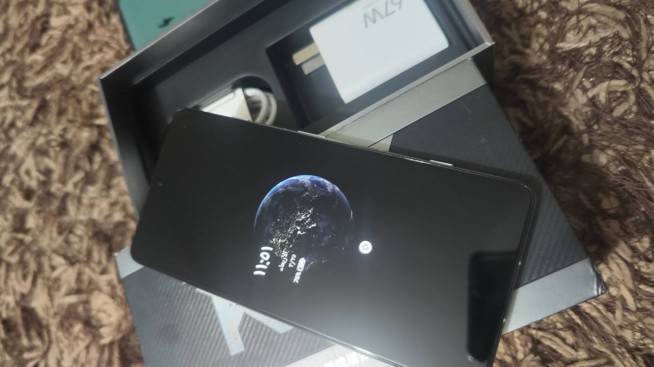 السلام عليكم للبيع فقط مااراوس
Redmi K40 Gaming
جهاز عملاق من ناحيه الالعاب 
الذاكره 256 العشوائي12+3
الشاشه من نوع OLED 120 هيرتز
المعالج Dimeneity 1200 5G
البطاريه 5065 الشاحن السريع 67 واط 90 فريم بوبجي
النضافه 100 كامل الملحقات 
يدعم الشفتات الجانبيه 
مكاني بغداد السعر 260 قفل


**إذا كنت صاحب هذا الإعلان وتريد حذفه لأي سبب، رجاءا أرسل رسالة إلى الدعم الفني**