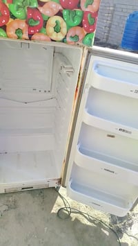 فلاجه للبيع ما ناقصه شي بس ما طور الخاص مفتوح 07826420976