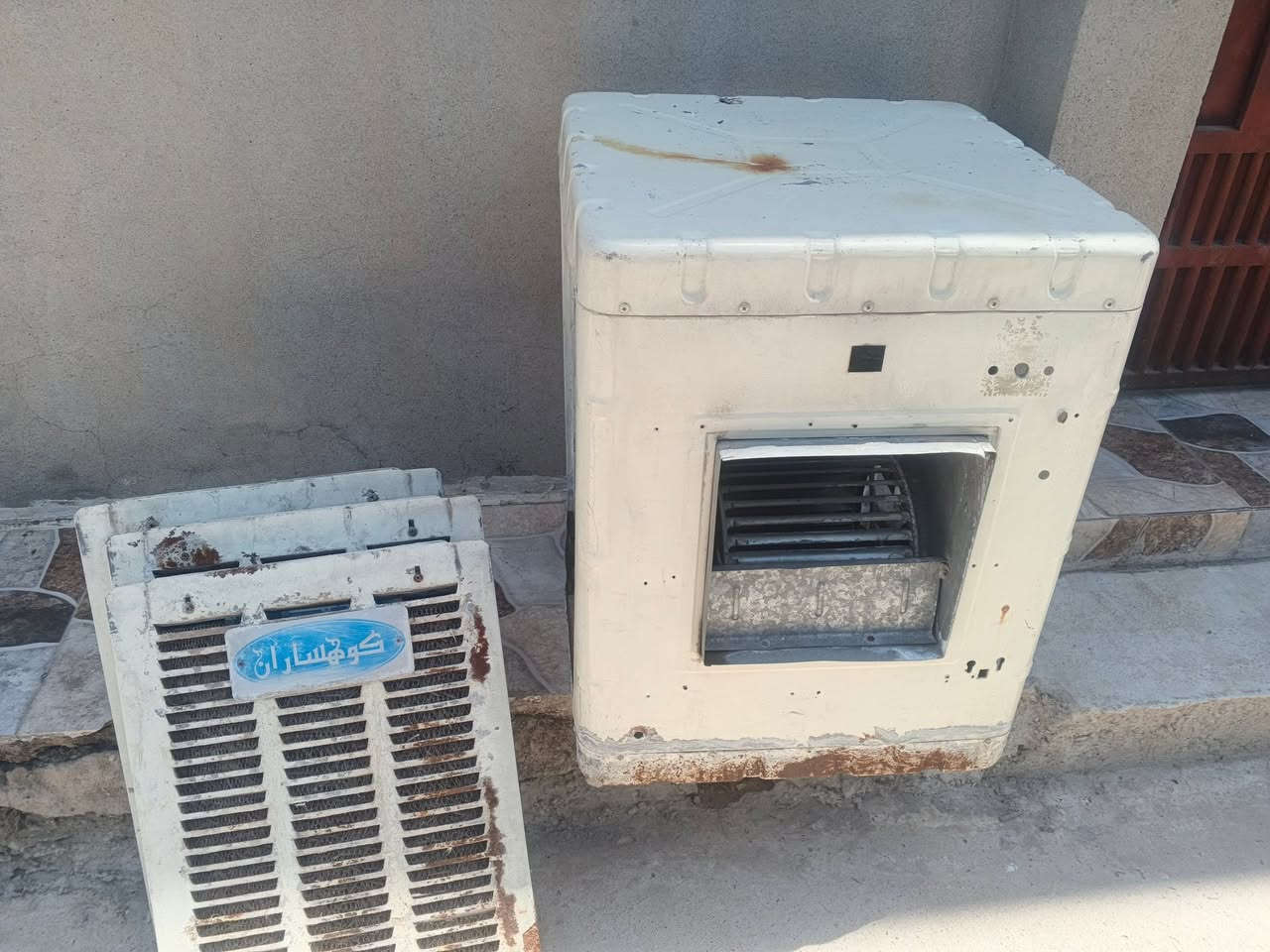 كشر مبردة نضيف شرط والكشر كامل من الحلفات 
والطواف بس شد ماطور السعر 25 وبي مجال


**إذا كنت صاحب هذا الإعلان وتريد حذفه لأي سبب، رجاءا أرسل رسالة إلى الدعم الفني**