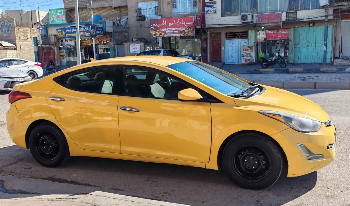 النترا 2016 أمريكي حادث بنيد و جاملغ والباقي ليبل واحد 
مكينه 1800 دوش (ماشيه 88)  رقم انجليزي وسنويه وهزه جديده وبسمي المكان كربلاء
السعر 115.. غير متواجد ع فيس
اتصال فقط  *********** كربلاء, العراق
