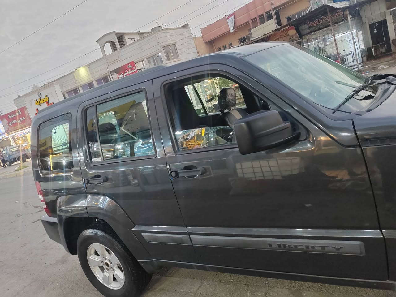 للبيع جيب ليبرتي سياره كلين ماشيه 102فتحه فور ويل موديل 2011 مكان السياره كركوك فقط تحويل الي عنده امراوس هم يرهم حسب القناعه السعره 110 ***********
