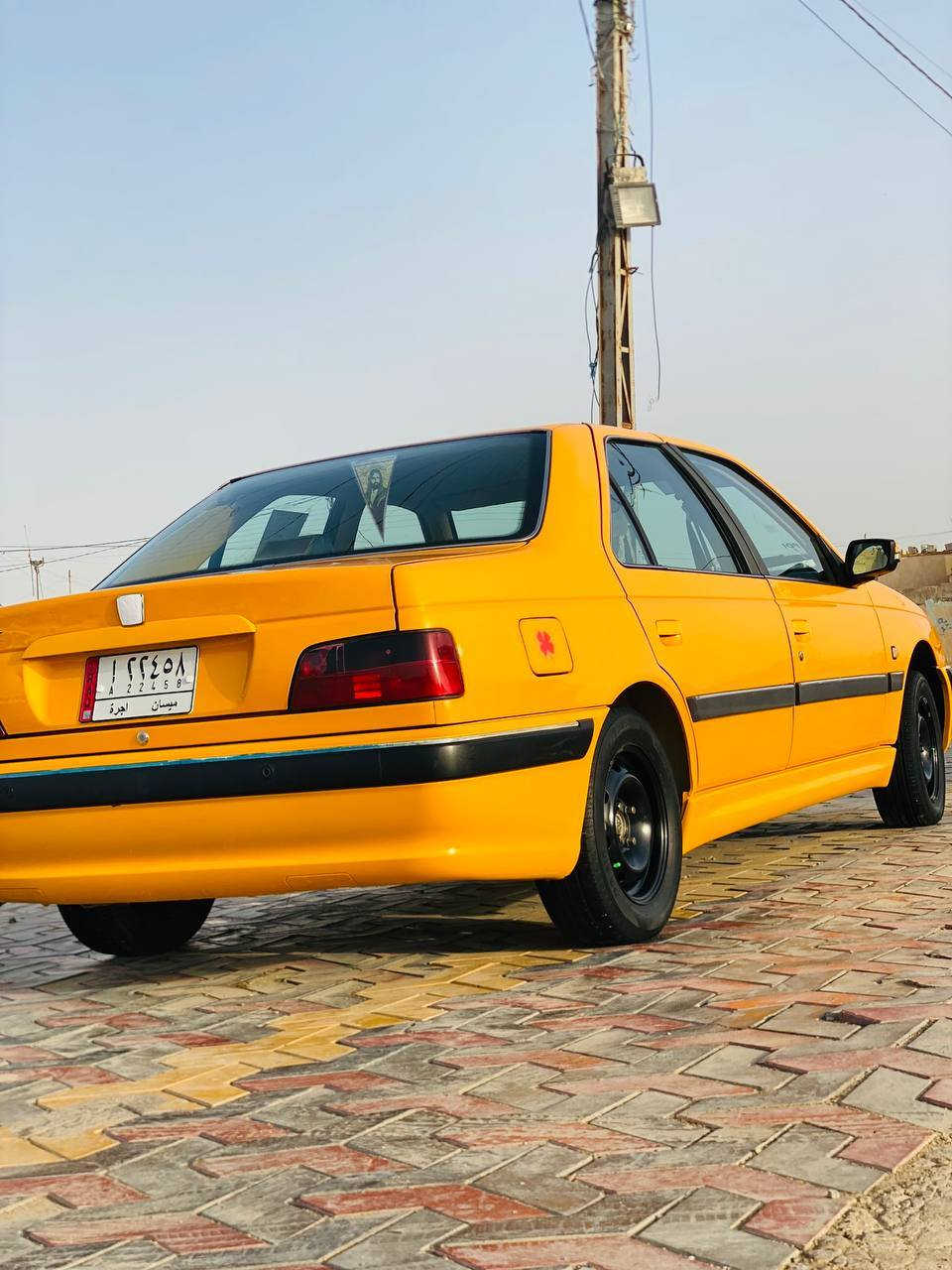 سلام عليكم بيجو بابل لبيع موديل 2020 كفاله عامه سياره حلوه ونضيفه تخم تاير حدايده جديده سياره ماشيه 149السنويه بعد شهر وتصقط سياره مصفره هيهه وغرامات السعر 65وبيه مجال مكاني العماره حي الوحده 0776 255 0626الرقم
