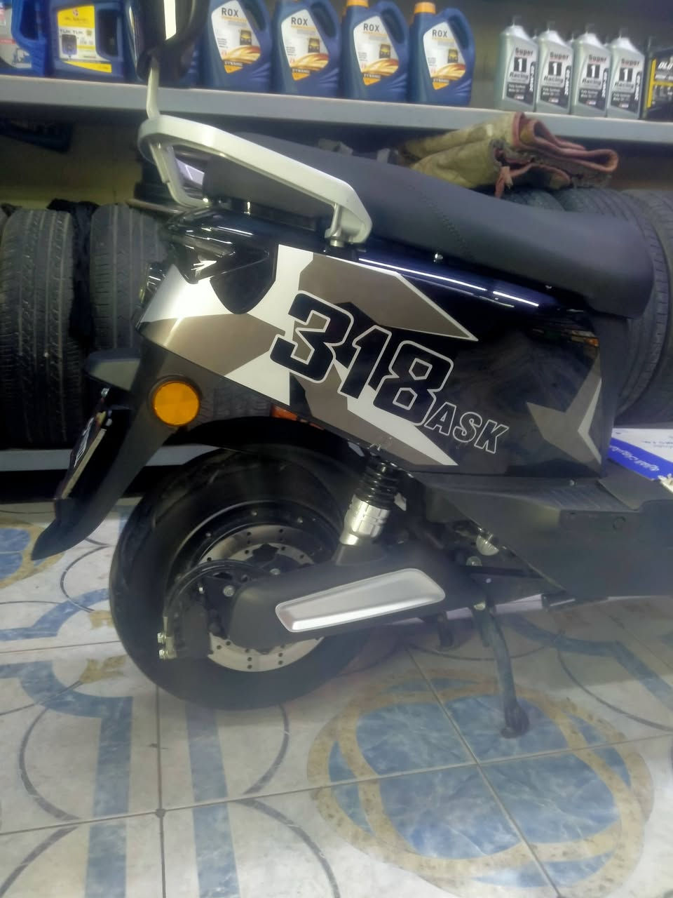 دراجه شحن نظافتها 90% السعر 650 وبيها مجال بسيط لو انا بغداد الزعفرانيه والرقم التالي ***********
