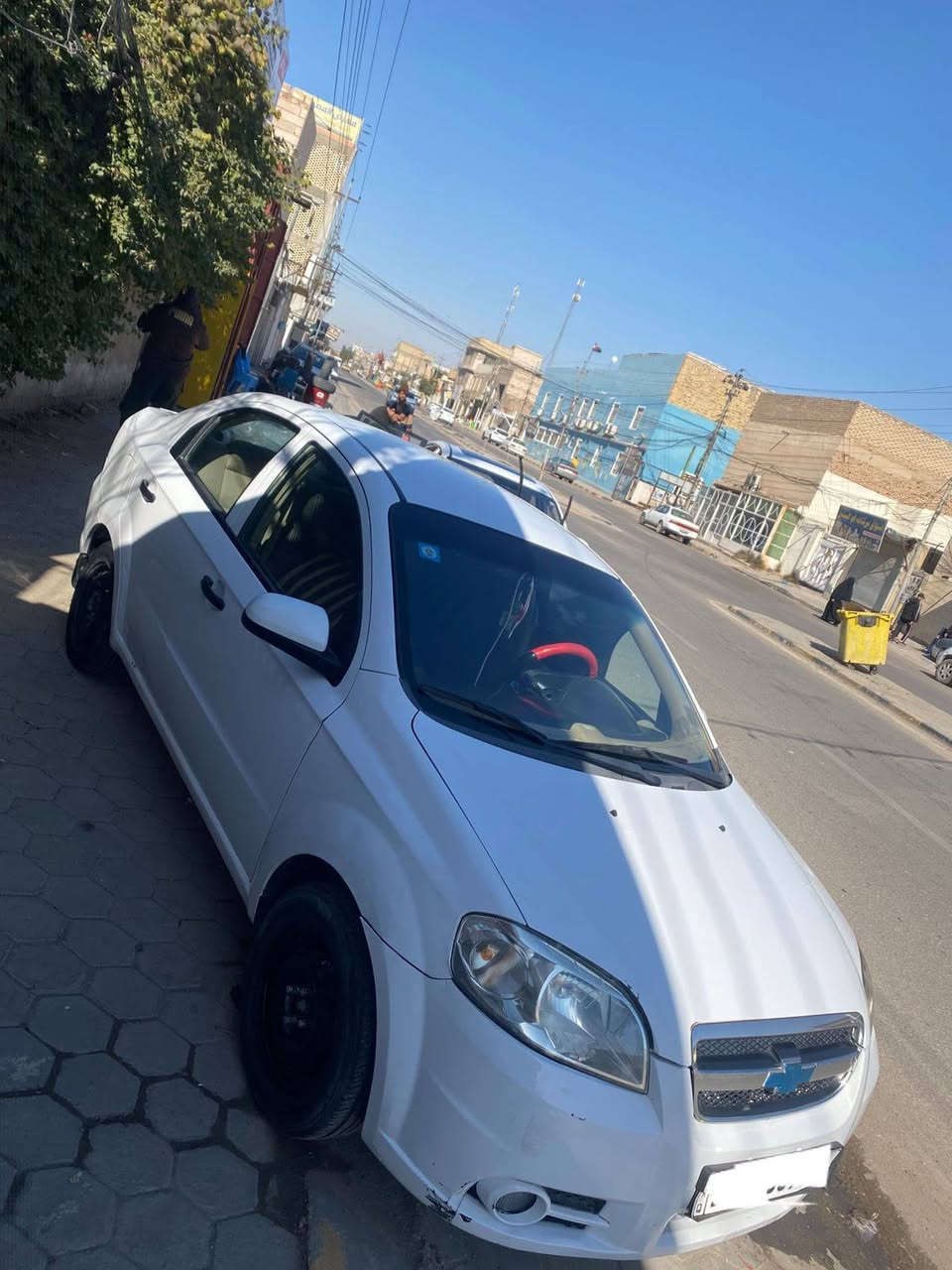 للبيع او للمراوس  افيو موديل 2011 خليجي مفتوح محرك 1400 اوتماتيك 
سياره جهازه من كلشي  بسمي مداور ثاني يوم سنويه 2027
كامره خلفيه
 شاشه
 تايرات تخم جديد
 تبريد ثلج 
دوشمه جديده 
حداديه 50٪ 
ضربتها بارد بلباب الخلفي عكس السايق فقط بارد وتكحيلات بسيطه بجانب محرك كير كفاله فقط حداديه نص عمر سعر 70 وبيها مجال وترهم مراوس باكسنت


**إذا كنت صاحب هذا الإعلان وتريد حذفه لأي سبب، رجاءا أرسل رسالة إلى الدعم الفني**