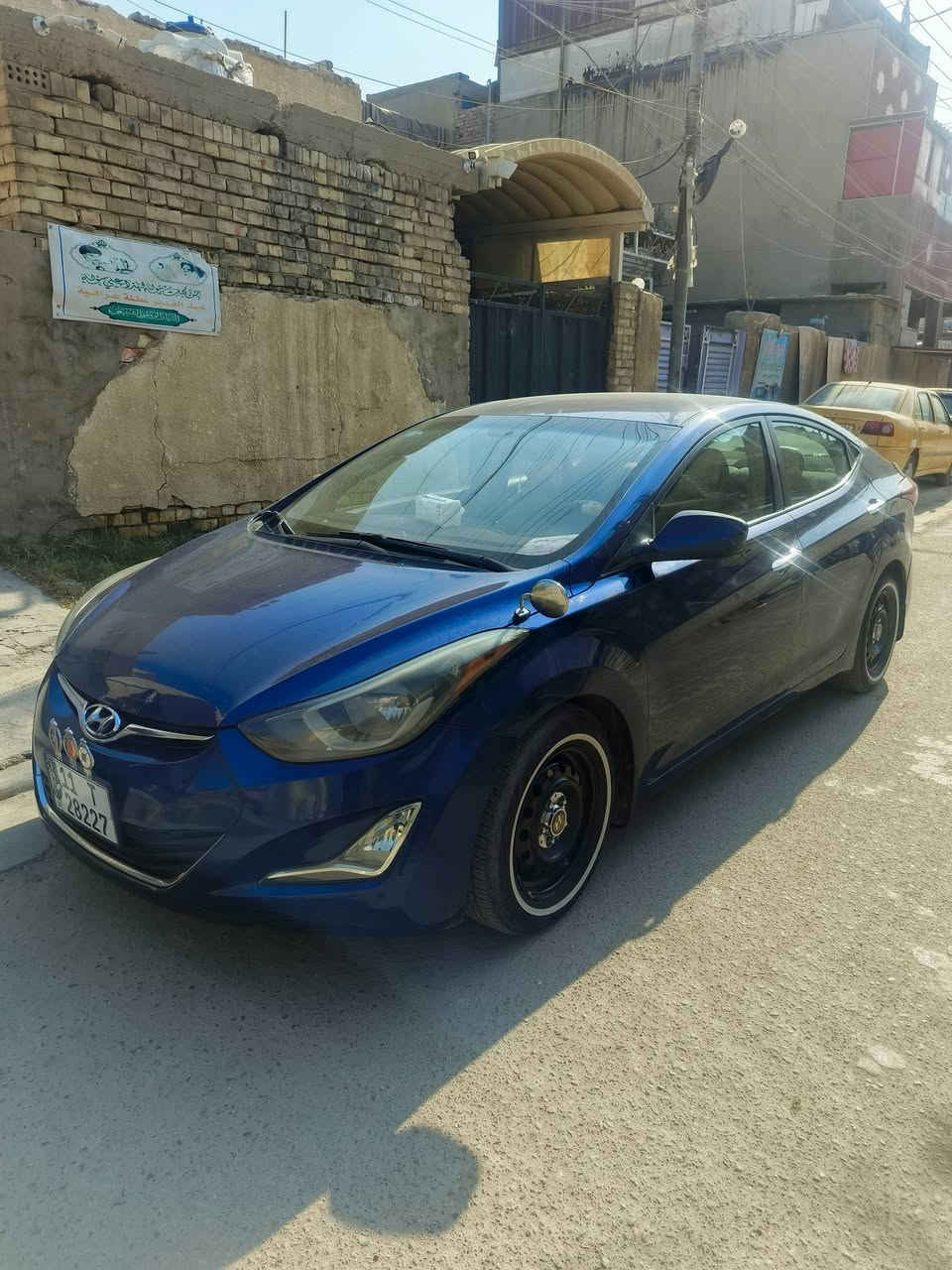 السلام عليكم  مطلوب مراوس بموديل 2021 وفوك
اموديل 2016 امريكي حادثه جاملغ وباب  وهنا قبق جنطه من فوك صبغته رقم بغداد بسمي 
مكينه مبدله جديد وكير جديد
صدر قبل شهر بدلته 
عليه ادامه كامله منظومه بانزين وبلكات ونوزلات 
دوشمه مال كوستر بالنواب 
مراوس بموديل من ٢١ وفوك 
شعدك دز خاص اواتساب 
***********
