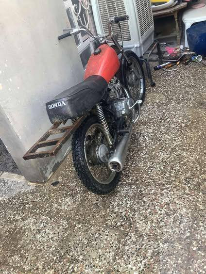 سلام عليكم دراجه للبيع كلك مكاني نجف كوفه سعر ؟150وبيهة مجال قليل  
***********وهاذه تصال
