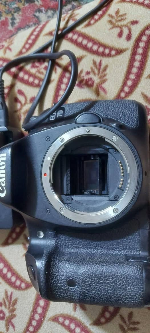 كانون بدي  7d
بطاريه + شاحنه +حزام + رام 32 + جنطه
شترها تقريبا ٥٨ الف

السعر ٣٠٠ الف


**إذا كنت صاحب هذا الإعلان وتريد حذفه لأي سبب، رجاءا أرسل رسالة إلى الدعم الفني**