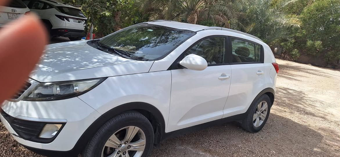 سبورتج 2011

ماشية 94000
مكان السيارة كربلاء
مكفولة 
السعر 135
للاستفسار. ***********
