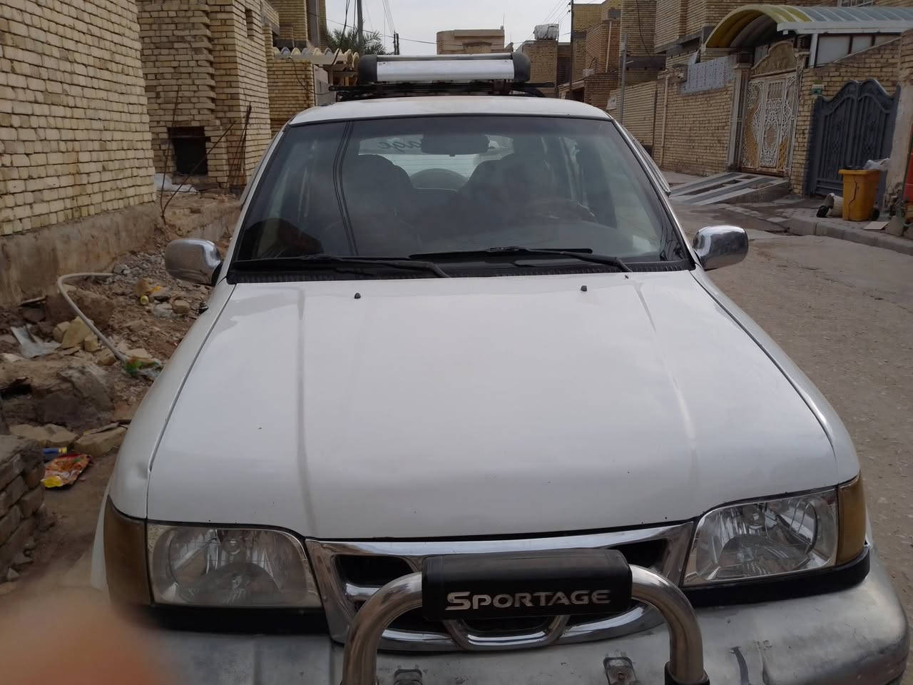 كيا سبورتج 2003 محرك كيراكسل كفاله تبريد شغال تخم تاير جديد كهربائيات كلها شغاله حداديه تمام السياره مالت جناي وصارلها اكثر من سنتين عندي مكان السياره العماره المركز للاستفسار ***********السعر 55 وحياكم الله
