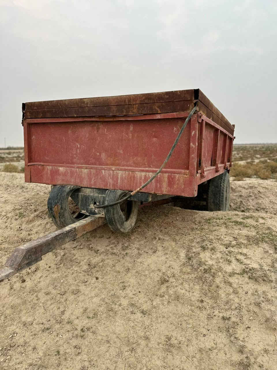 السلام عليكم فوركسن تركي للبيع موديل 2011 معا كافت معدات 
***********
