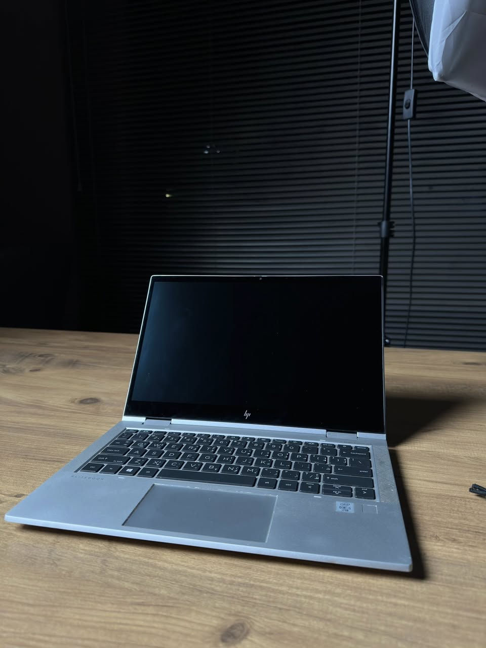 للبيع Elitebook hp

مناسب للبرمجة و التصاميم البسيطة 

السعر:375 ألف

المواصفات:

معالج:core i5 vpro 

Ram:16GB

كارت الشاشة مدمج intel R UHDGraphics

Windows 11 مفعل 

لابتوب جديد استخدام قليل جدا للتواصل على التلكرام 

@ISLER7


**إذا كنت صاحب هذا الإعلان وتريد حذفه لأي سبب، رجاءا أرسل رسالة إلى الدعم الفني**