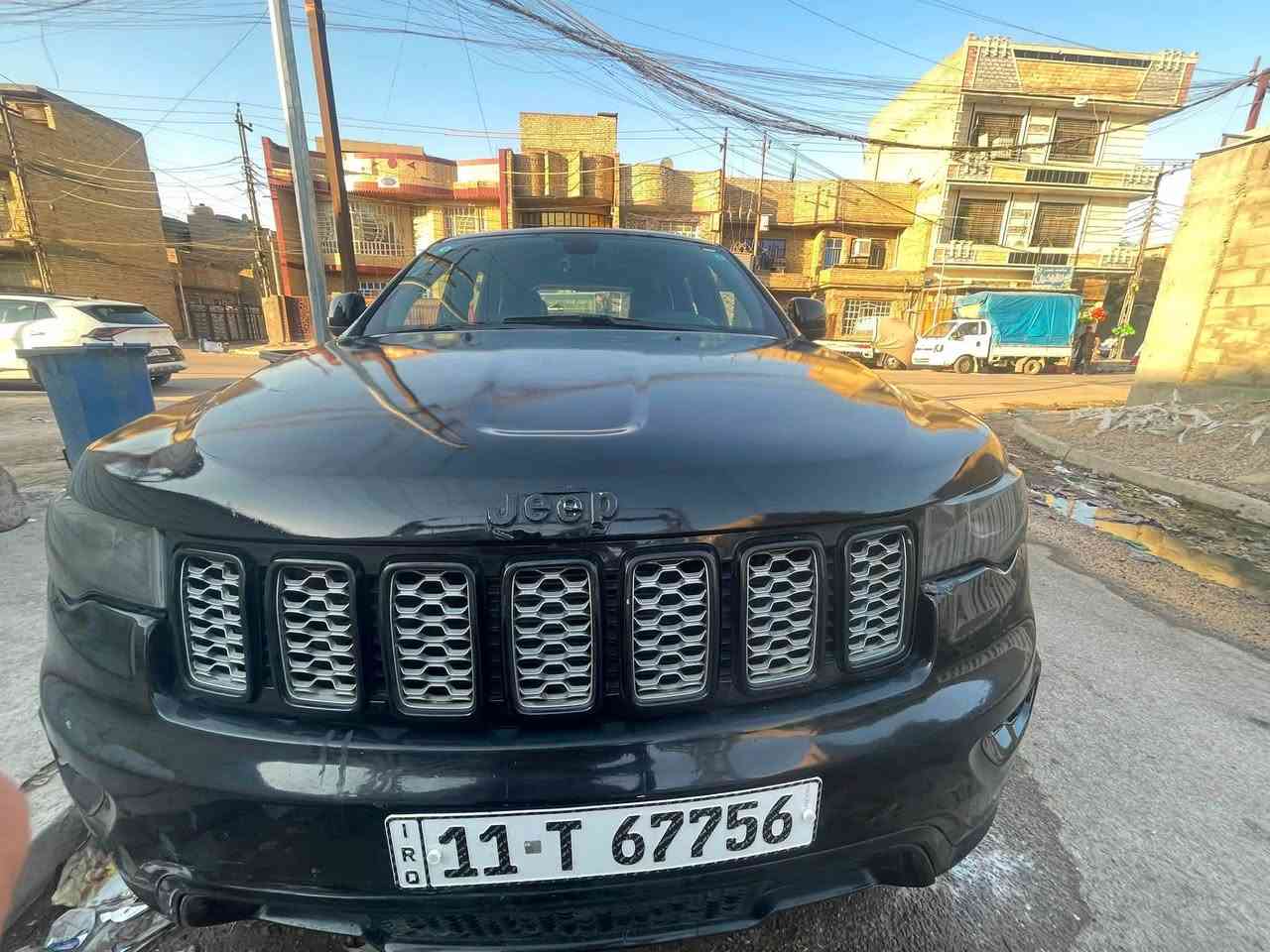 السلام عليكم جيب شيروكي موديل 2017للبيع فول موصفات حادث طخات ومصبوغه عام عارضها 145وبيها مجال *********** السياره  رقم بغداد
