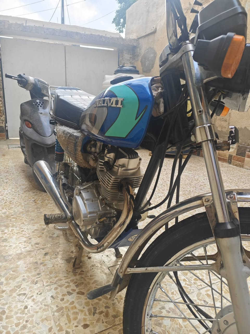 دراجه تعمير ٢٠٢٥ شاصي امتياز ٢٠١٠ 
اوراق اربعه وكيله موجود شوكت متريد احولك ميسان الماجديه سعر ٨٥٠وبيه مجال قليل ***********
