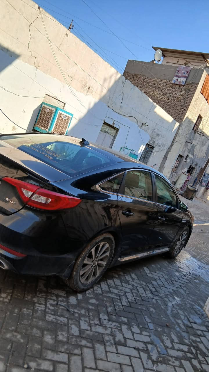 سوناتا 2016 للمراوس فقط سبورت نص مواصفات كشنات كهرباء جلد تحكمات ستيرن شاشة كبيرة كامرة اشاير بالمري محرك 2400 gdi رقم سليمانية دولي الجديد تريد وكالة او تحويل بل يعجبك سيارة جديدة بيها صبغ قطعتين فقط بدون دواخل لغود شواصي مكفولات محرك كير مكفولات تخم تاير مراوس فقط هذا رقمي *********** تريد اتصل وبي واتساب مفتوح مكاني بغداد
