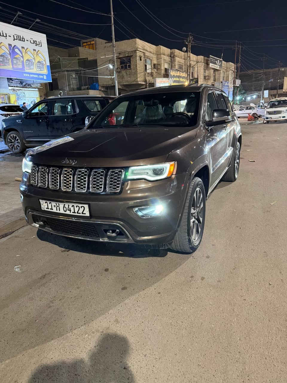 السلام عليكم للبيع جيب اوفر لاند 2018 فوول الفول مواصفات الاوفر لاند معروفه السياره حادثها من امريكا طخطخات بالصفاح ومصبوغه بجم كبس قماره مكفوله شواصي لغود مكفوله ايرباك التكمه فقط طاك سياره كلش حلوه يحتاجلها لمسات ترتيب رقم بغداد باسمي مكانها السيديه  السعر 18,800$ بيها مجال الاتصال *********** بغداد, العراق
