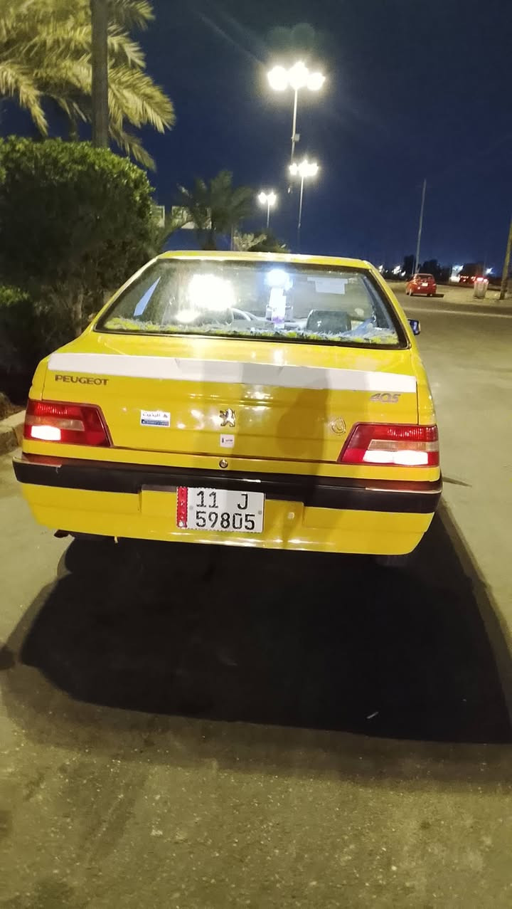 سلام عليكم بيجو لميس موديل 16 دشبول عالي كفاله عامه عده شبر بالباب الخلفي الصدر
كير
مكينه 
تبريد 
تخم تاير 
حداديه اماميه خلفيه 
بسمي ارقام انكليزي مصفره هيه وغرامه 
العنوان بغداد الأمين الثانيه 
رقم الهاتف ***********
سعر 54 وبيها مجال
