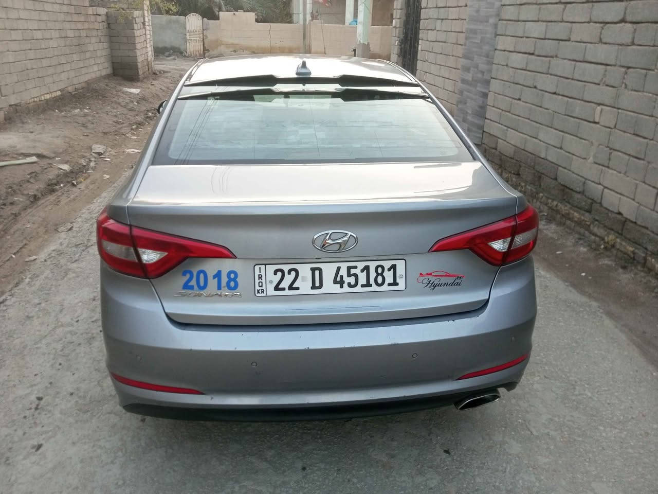 سوناتا موديل 2018  اللون نفطي وارد كوري مكفوله من الضربه مكينه جديده تخم تاير جديد سعرها 140 للتواصل الاتصال *********** 
مكاني بصره قضاء المدينه Singapore
