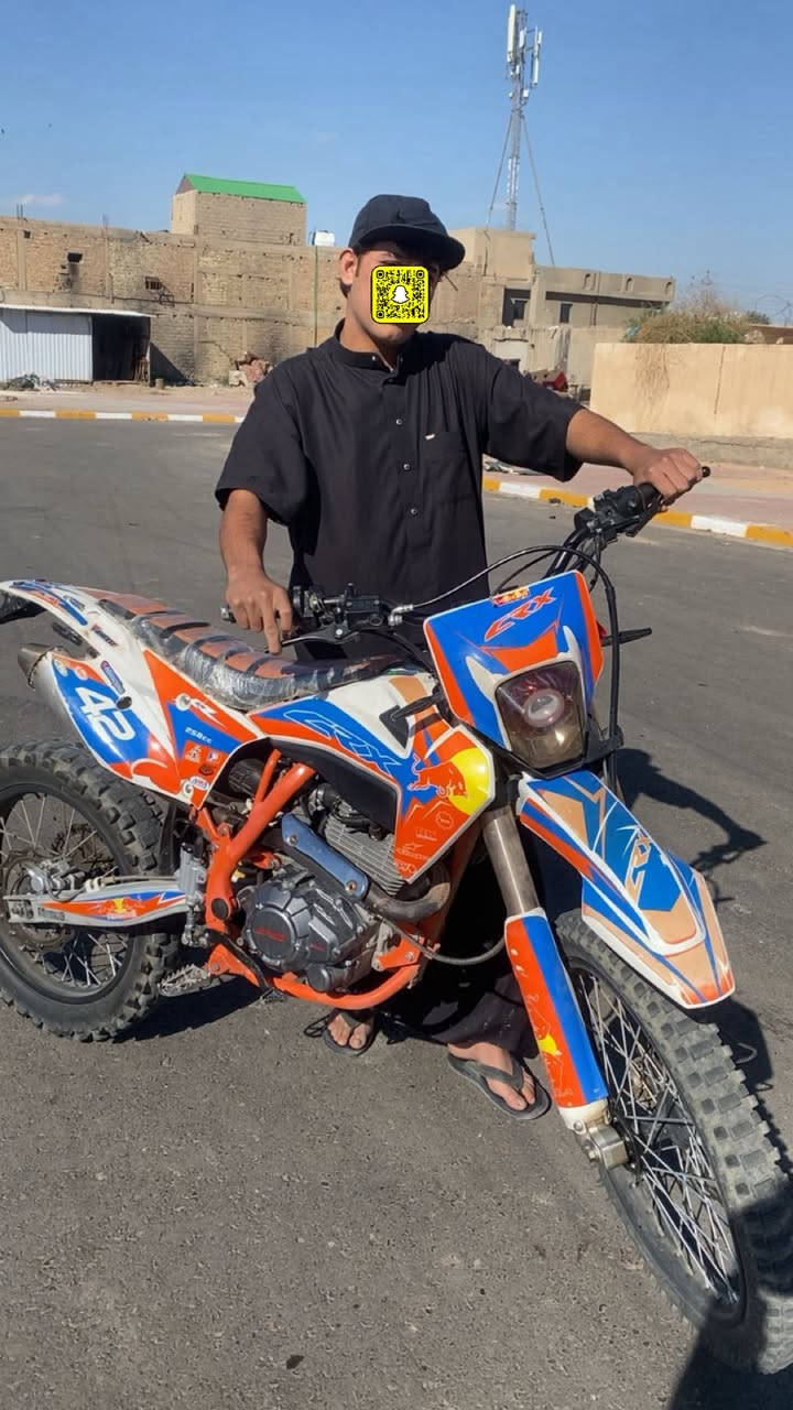 قفاز CRX دراجة جديدة مكينه خير من الله بيها نقص عواج بل ويل الخلفي وبريك فقط والله العضيم عليها مكينه ماشالله خرافية للتواصل ***********
