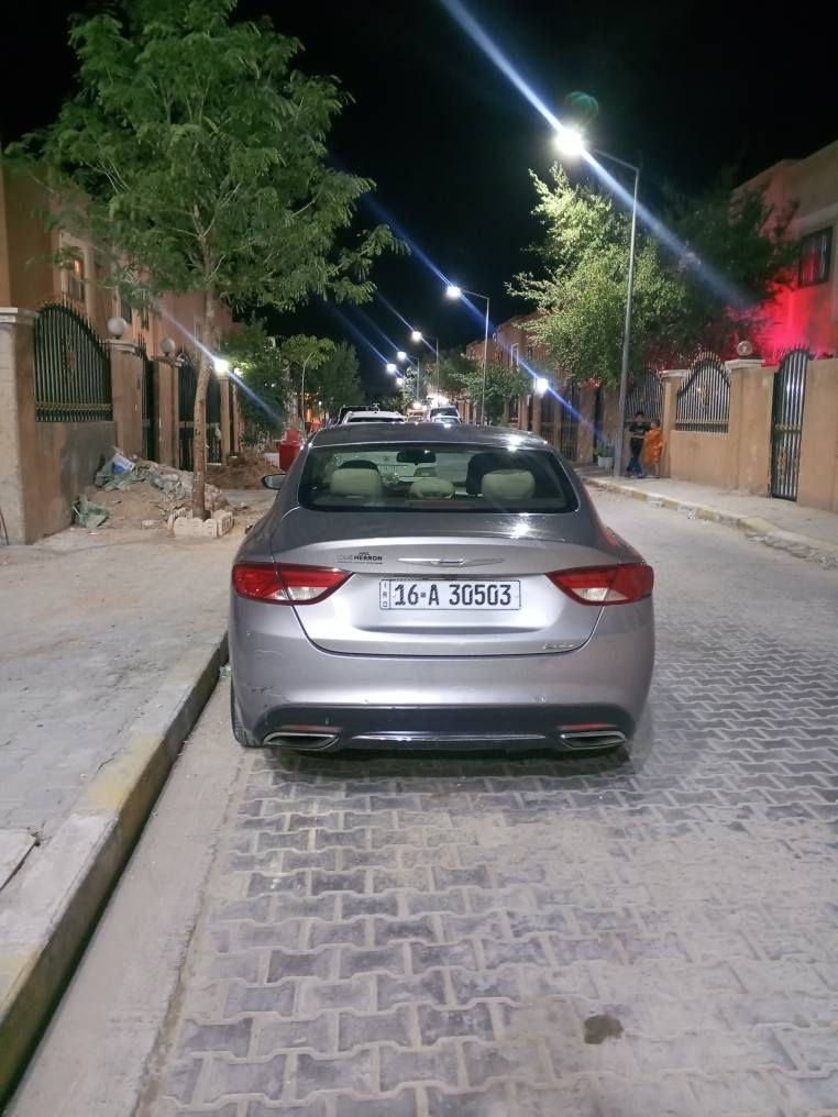 السلام عليكم
كلسلر c200  
محرك 3000 / 6 سلندر 
مواصفات 
بصمه 
تحكم استيرن 
شاشه 
هند بريك بصمه 
نظام تزحلق 
لد خلفي 
لايت زنون 
ويل كب 
حادثها جاملغ وبنيد من جهه الصدر بيها مكانات صبغ ابيع حزززام بس هيه مو حزام 
مكاني النجف
السعر 100 بيع او مراوس
 بيها مجال *********** النجف, العراق
