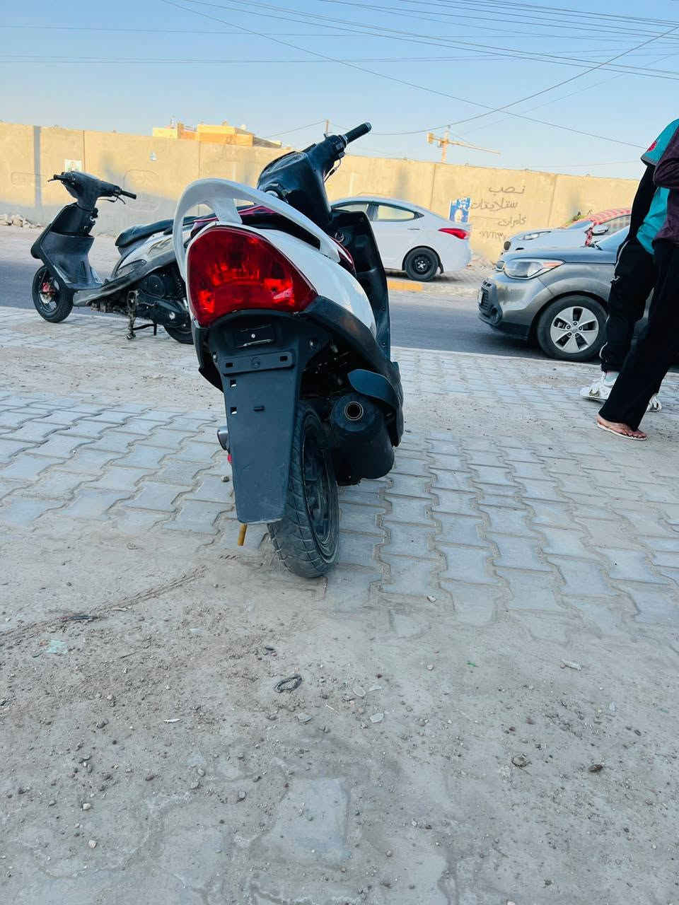 سلام عليكم
دراجه ماكس عدله 55 مكينه هاون شلعه ومعدل ما نقصها شي  ٥٥٠ وبيها مجال 
بغداد المحموديه ***********
