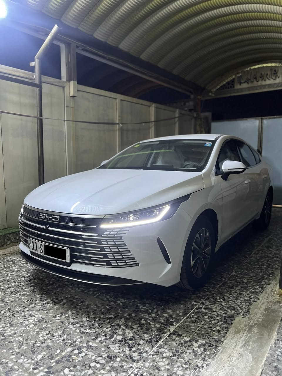 بي واي دي BYD ديستروير مرقم بغداد زيرووو🔥
3 انضمة للقيادة : بانزين + هايبرد + شحن كهرباء 

بصمة وكارت للتشغيل والدخول 

شاشة قلاب 

مقاعد رياضي 

عده ومستلزمات كامله مع ارضيات 

المواصفات معروفة 

السعر : 20 مليون قفل 

العنوان بغداد 

***********
