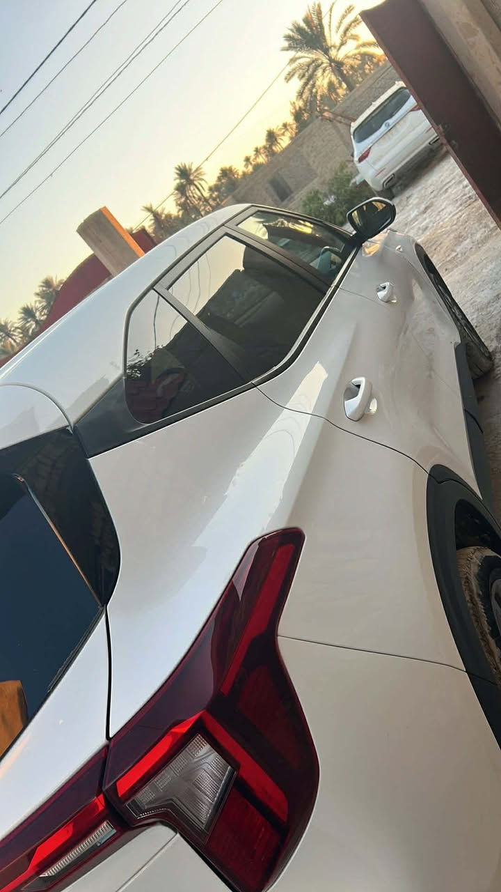 سيليتوس 2024 نص فول  فقط هذا الشويه بيها صبغ وتبديل دعاميه نفس اللون ابيض وارباكات سليمه سياره جديده بمعنى الكلمه  بدون رقم دخول جديد سعر ١٦٢ وبيها. مجال  ***********..
