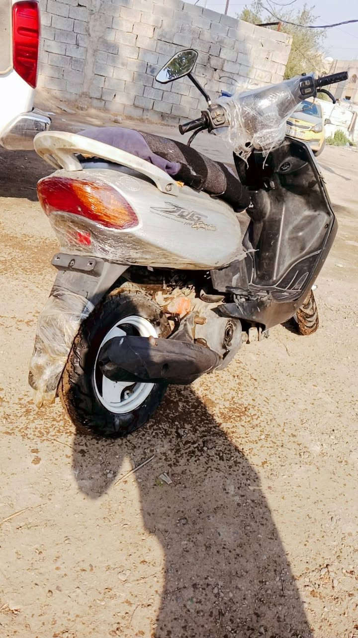 ماكس قجمه 120 
نكره سلف وتشتغل هندر 
مابيهه لا تبخير ولا اي شي 
 وبيهه وسلف رياضي السعر 350 وبيهه مجال قليل بغداد السيديه حي العلام ***********
