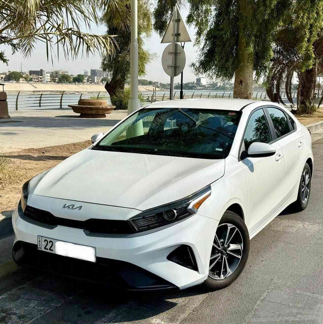 السلام عليكم للبيع فقط بدون مراوس
كيا فورتي  موديل 2023
دخول جديد وترقيم اربيل جديد وهزه جديده تحويل لو وكاله مضمون
• المحرك: 2000 دوش
 • شاشه تدعم الكاربلي + كاميرا خلفية
 • رادار أمامي
 • 3 أنظمة قيادة
 • تحكمات ستيرن+ نظام تحديد المسار
 • السيارة نظيفة جداً وجديدة بمعنى الكلمة بدون اي نقص
* ماشيه (62) الف مشي امريكا فقط 
حادث جاملغ ونص بنيد صبغ ايرباك ستيرن طاك ومبدل راجع سستم شواصي مكفوله حته راديتر وبدنه بلاديات حادث سطحي وبدون اي نقص 
العنوان / بغداد الكاظميه
السعر (159)وبيهة مجال بسيط
للأستفسار 📞 اتصال 
*********** بغداد, العراق
