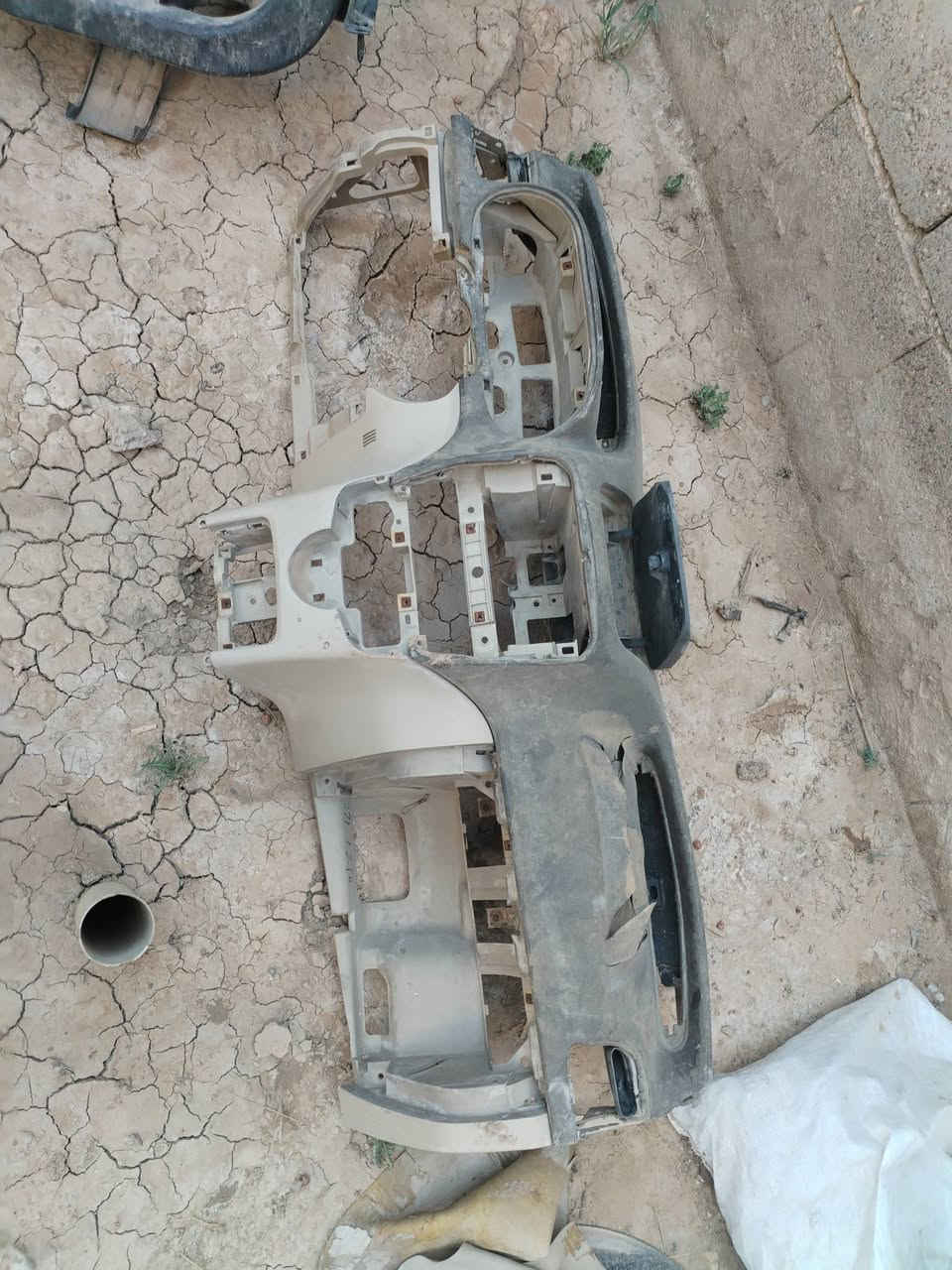 سلام عليكم ورحمة الله وبركاته اخوان عندي هذني الأغراض للبيع دبلات خلفيه ثنينهم ب١٥ باب خلفي كامل ب٦٠ باب أمامي ٧٠ الف دبل امامي جدبد ب١٠ تك جهه الصدر دشبول عضمه ب٢٠ الف مشط استيرن نقص فقط بواري مكفول وعشد ب٢٥ الف بكلايت ب٥ الف مسجل ب٥ الف شغال بس نص شاشه تطلع يوبي اس ب٢٠ شمسيه داخليه جهه صدر ب٥ الف مكاني بغداد جسر ديالى رستميه


**إذا كنت صاحب هذا الإعلان وتريد حذفه لأي سبب، رجاءا أرسل رسالة إلى الدعم الفني**