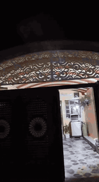 يتوفر الدينا دار للبيع المساحه 130متر يتكون الدار من غرفه نوم استقبال هول مطبخ مشتملات الدار جاهز مع 3سبالت وكاونتر السعر47 م وبي مجال لااستفسارعلى هذه لاارقام ‏‪0751 216 4224‬‏🌹‏‪0771 978 0756‬‏العنوان مجمع الحياه
