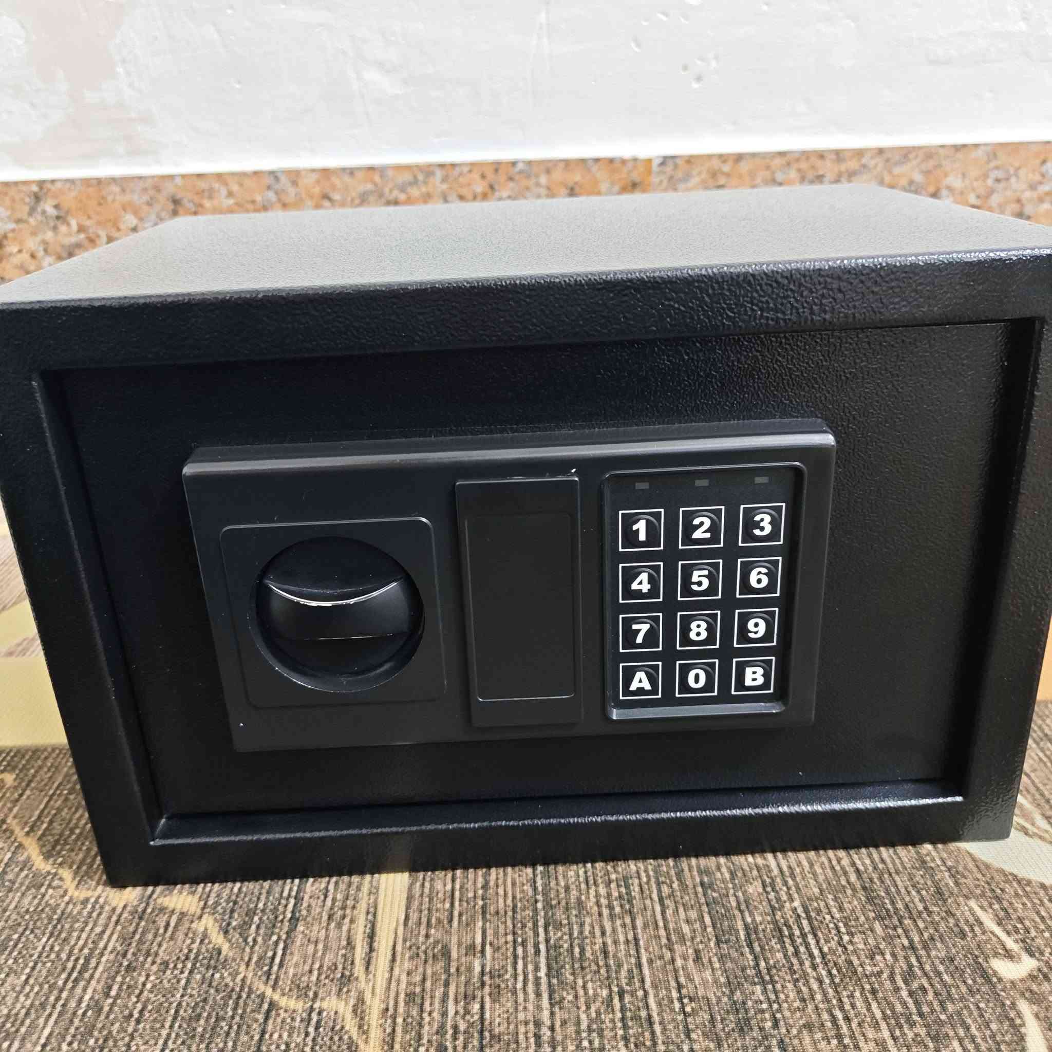 قاصه الكترونيه 11 لتر للبيع مكاني بغداد الدورة ***********
