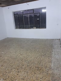 طابق ثاني • حي التاميم • ٣ غرف