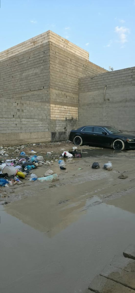 قطعة ارض في التنومة منطقة نهر حسن اول فرع على اليسار من شراع الدواجن تكون في آخر الفرع، قريب على طريق الشلامجة منطقة سكنية، المساحة 190 متر القطعة عرضانية، النزال 10 والعرض 19، طابو صرف زراعي بأسم عراقي ***********
