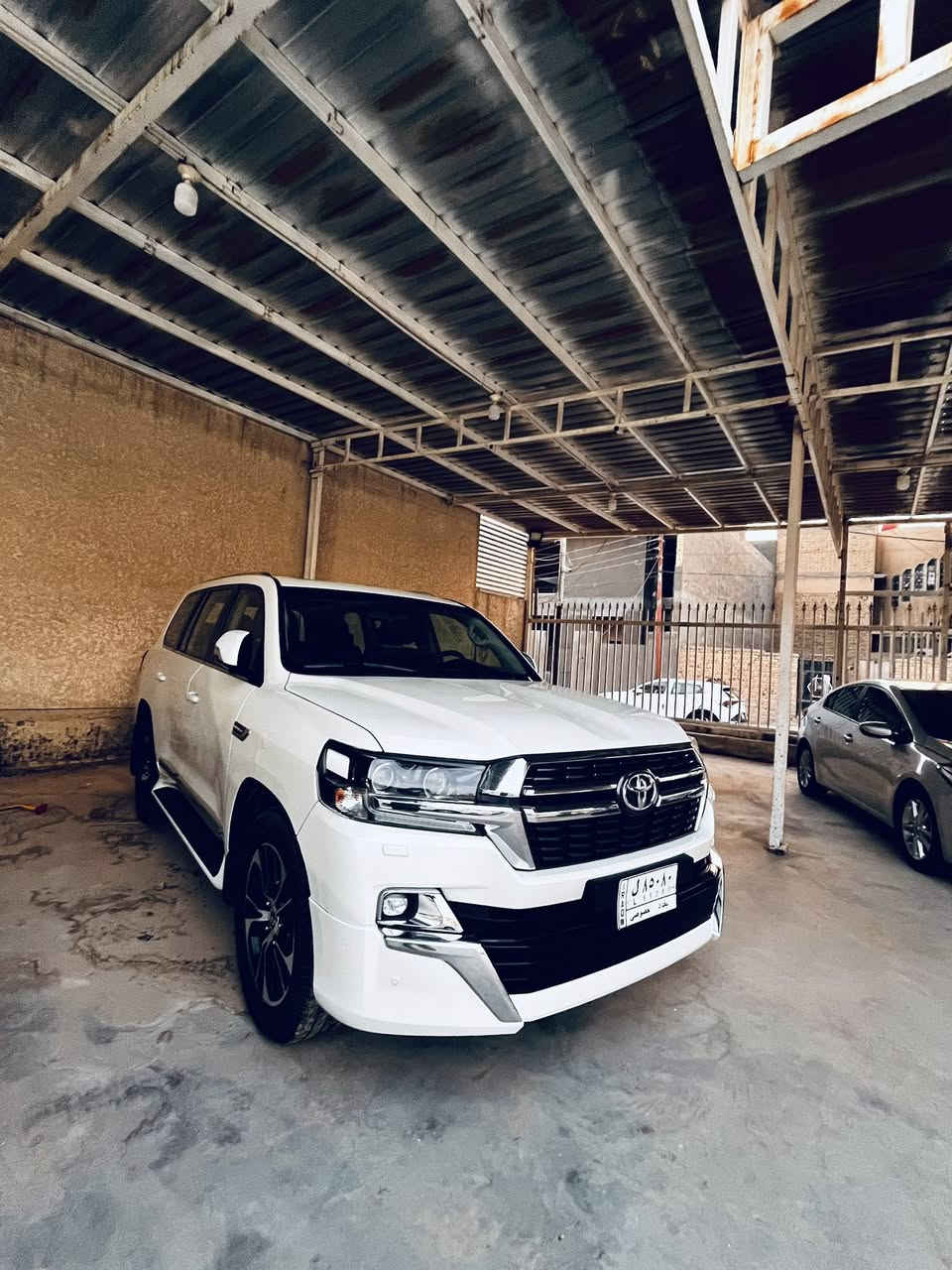 لاند كروز موديل 2021سياره مكفوله كفاله عامه هزه وسنويه جدد  المسافه المقطوعه 71الف محرك v8 5700 GXR السعر خاص 
***********
