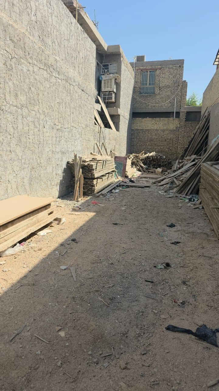 السلام عليكم قالب لبيع 
قالب يدك 350متر 
قالب جديد  روسي تارس 
***********

