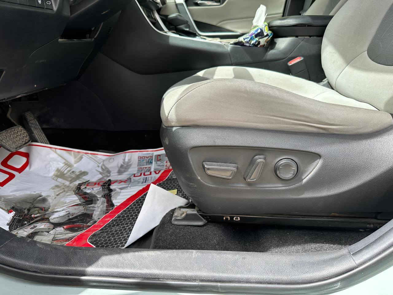 السلام عليكم راف فور موديل ٢٠٢٠ بانزين وارد امريكي

اللون : سمنتي

عداد المسافة : ٧٤٠٠٠ كم

حجم المحرك : 2.5L ( 4.سلندر )

ملاحظة السيارة : فقط جاملغ صبغ ايرباك بردة طاك ومسوي مقاومة
السعر : ٢٢٥  وبي مجال 

المواصفات : 𝐗𝐋𝐄

فتحة سقف 
كيج الكتروني 
شاشة كبير لمس
كاميرا
‏ابواب  بصمة
‏‎بصمة تشغيل 
هاند بريك بصمة
اوتو هولد (𝐀𝐔𝐓𝐎 𝐇𝐎𝐋𝐃)         
اوتو ستارات (𝐀𝐔𝐓𝐎 𝐒𝐓𝐀𝐑𝐓)
اوتو ستوب (𝐀𝐔𝐓𝐎 𝐒𝐓𝐎𝐏)
رادار امامي (تحديد مسار)
‏‎رادار جانبي (نقاط عمياء)
‏‎رادار خلفي (التحذير من الاصطدام)
‏‎حساسات امامي
‏‎حساسات جانبي 
‏‎حساسات خلفي 
نظام (𝐄𝐂𝐎)
نظام (𝐍𝐎𝐑𝐌𝐀𝐋)
نظام (𝐒𝐏𝐎𝐑𝐓)
نظام (𝐒𝐍𝐎𝐖)
نظام (𝐌𝐔𝐃 & 𝐒𝐀𝐍𝐃)
نظام (𝐑𝐎𝐂𝐊 & 𝐃𝐈𝐑𝐓)
تحكيم ستيرين
استيرن هيتر
كشنات كهربايي 
كشنات هيتر
تبريد قطعتين
صندوق كهربائي
لايتات (𝐋𝐄𝐃) 

مكان السيارة الغزالية 
اتصال أو واتساب  ***********
