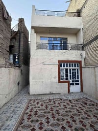 للإيجار مساحة 110 يحتوي  ٣ نوم + حولي + خدمات استفسار مكتب البديري  07...