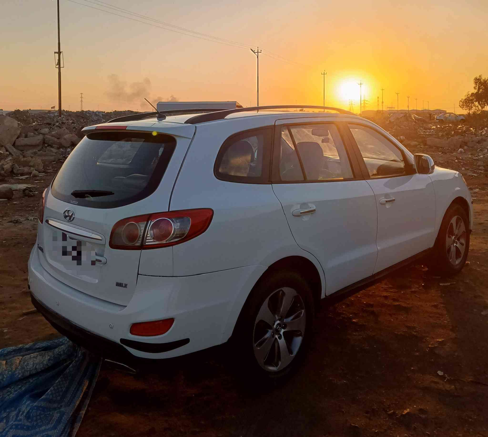 سلام عليكم
سنتافي 2012 خليجي  7 راكب 6 بستم 
داخل عسلي 
فول مواصفات 
مري شفط 
بصمه بلباب 
فتحه سقف 
تحديد سرعه
سياره كير مكينه كفاله 
 تدفا تبريد شغال
حادثها صندوق خلفي مبدل اصلي 
مسوي سونار جديد موجود بل صور 
سعرها 138 بيها مجال بسيط 
مكاني :  بغداد ــ بوب الشام ــ قرب الهزه 
رقمي  : ***********
