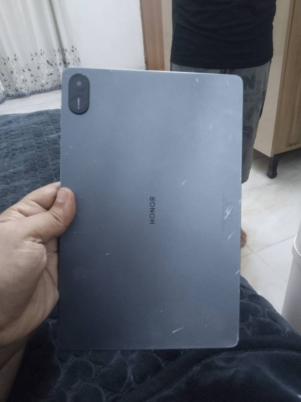 📢 للبيع – آيباد HONOR Pad X9
🔹 الموديل: HONOR Pad X9 🔹 سعة التخزين: 128GB 🔹 شاشة كبيرة مناسبة للدراسة، التصفح، ومشاهدة الأفلام 🔹 الجهاز بحالة جيدة وجاهز للاستخدام
💰 السعر: 180الف 
📍 الموقع: الحسينية – بغداد مدخل الحمل 
📞 للاستفسار والتواصل: ***********
