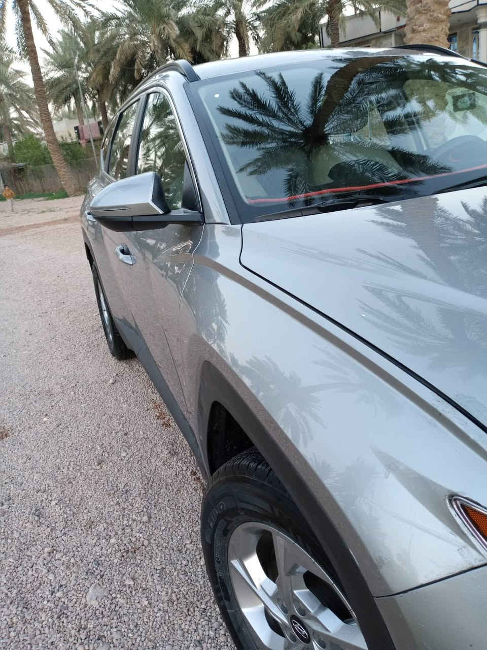 السلام عليكم ورحمه سياره توسان موديل 2022 وارد امريكا مكفوله بيه بس بخشم الجالغ مقدار شبر بل بنيد فقط والبا قي مكفول من ضربه محرك 20500 فول مواصفات بصمه شاير بل مري كشنات تدفئه تبريد تشغيل عن بعد المكان بابل محاويل رقم الهاتف***********14
